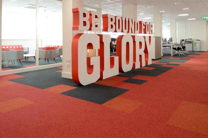 Ercom Burmatex podne obloge Virgin Trains Headoffice - up greyscale - 42